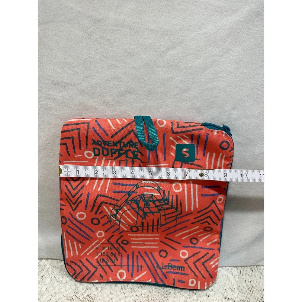 L L Bean Adventure‎ Duffle Bag Small Coral Geometric Print Zippered Pouch